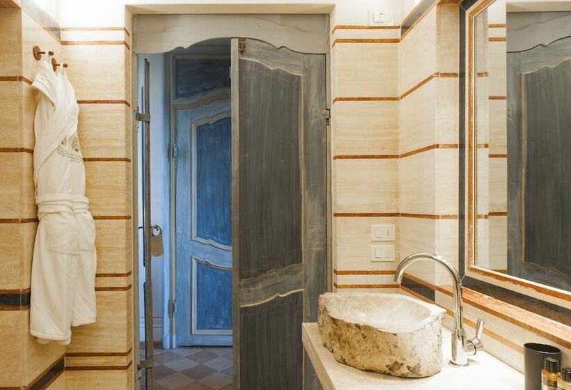 جناح جونيور كلاسيكى, Castello Di Velona Resort, Thermal Spa & Winery