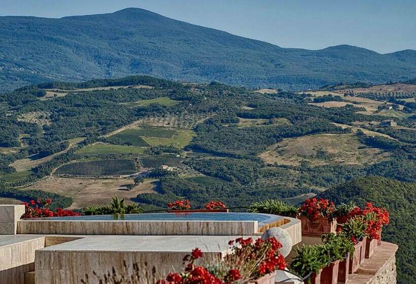 Люкс с Видом, Castello Di Velona Resort, Thermal Spa & Winery