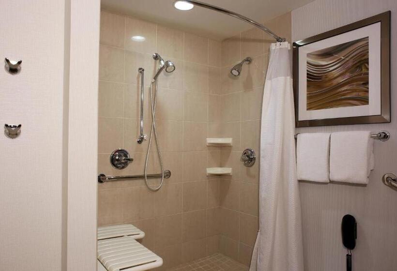 חדר סטנדרט, Courtyard By Marriott Hamilton