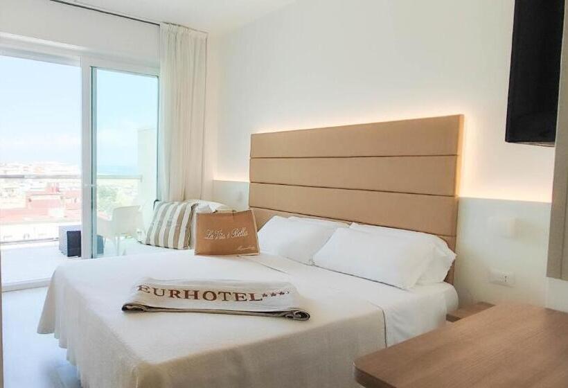 اتاق استاندارد با بالکن, Eur