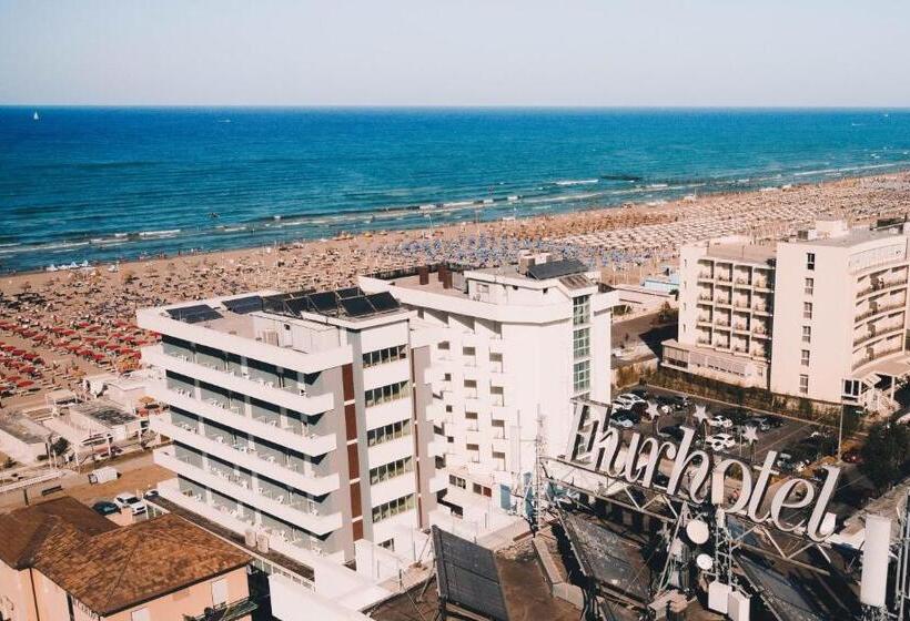 اتاق استاندارد سه تخته با بالکن, Eur