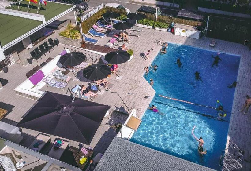 Triple Room Sea View, Eur