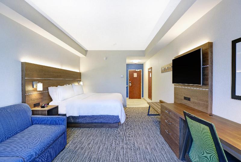 اتاق اجرایی با تخت بزرگ, Holiday Inn Express Whitby Oshawa, An Ihg