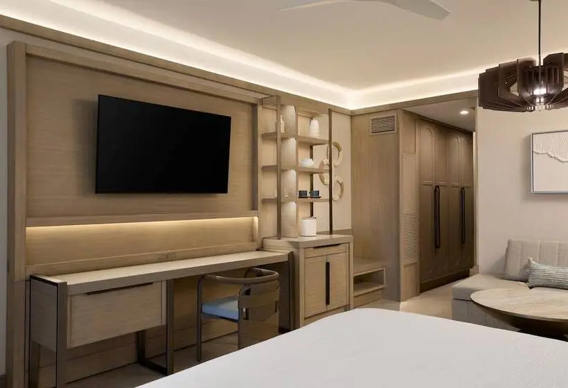 اتاق لوکس با بالکن و چشم‌انداز دریا, Jw Marriott St. Maarten Beach Resort & Spa