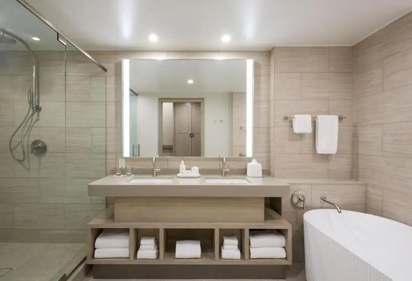 اتاق دلوکس با تخت کینگ و چشم‌انداز, Jw Marriott St. Maarten Beach Resort & Spa