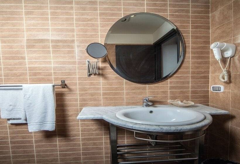 Standard Enkelrum, La Pace