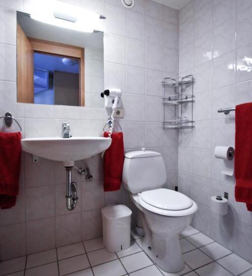 اتاق استاندارد چهار تخته, Orkin