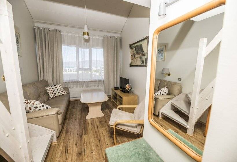 اتاق استاندارد سه نفره, Orkin