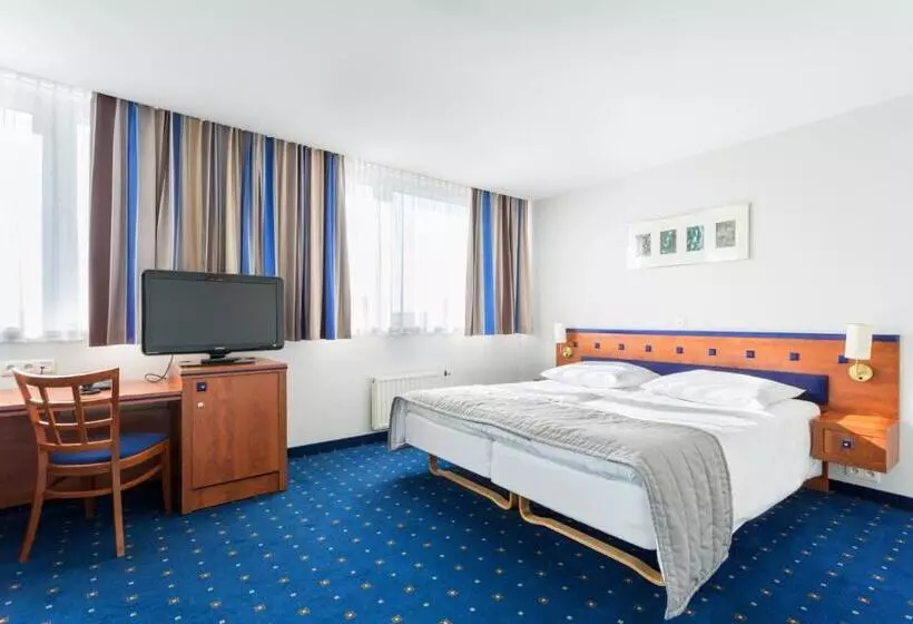 آپارتمان لوکس 1 خوابه, Qubus Hotel Legnica