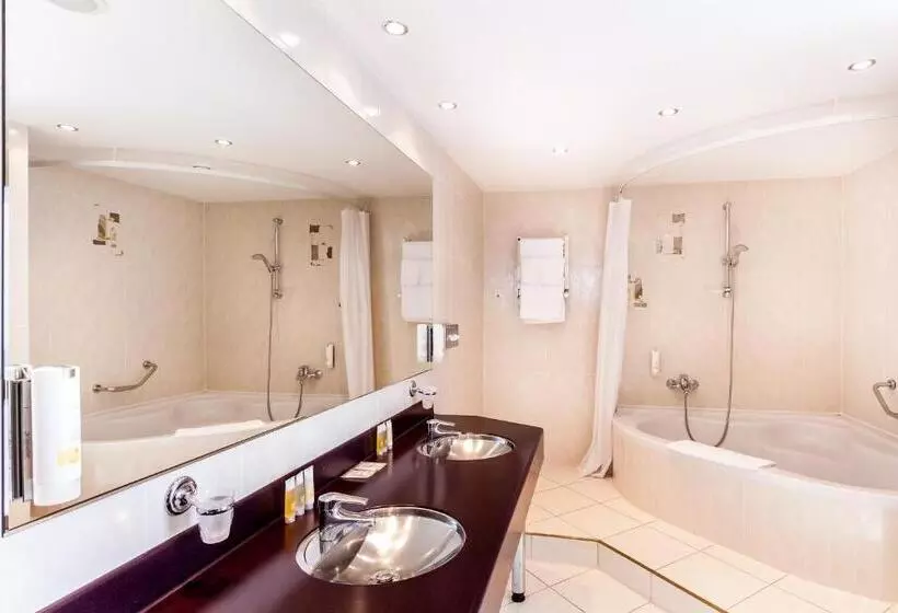آپارتمان لوکس 1 خوابه, Qubus Hotel Legnica