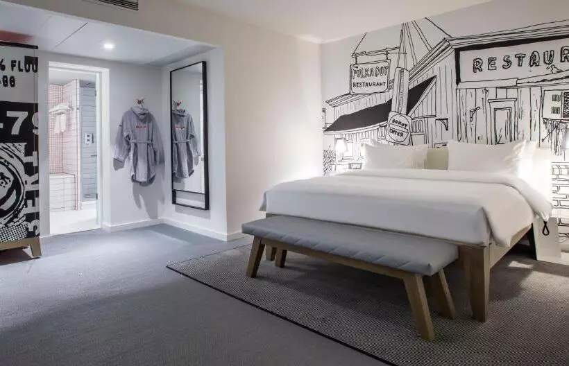 سوییت, Radisson Red Brussels