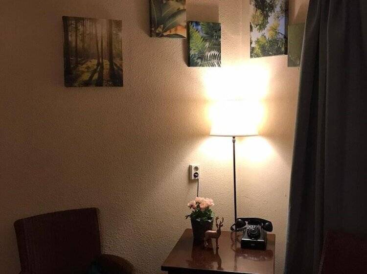 Номер Стандарт, Veluwe Hotel Stakenberg