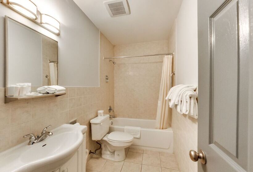 スイート, Isabella Hotel And Suites