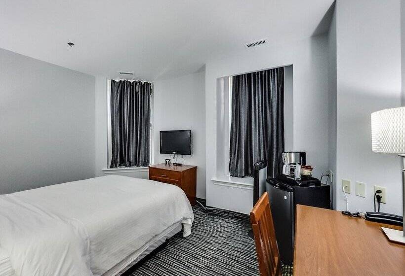 스위트, Isabella Hotel And Suites