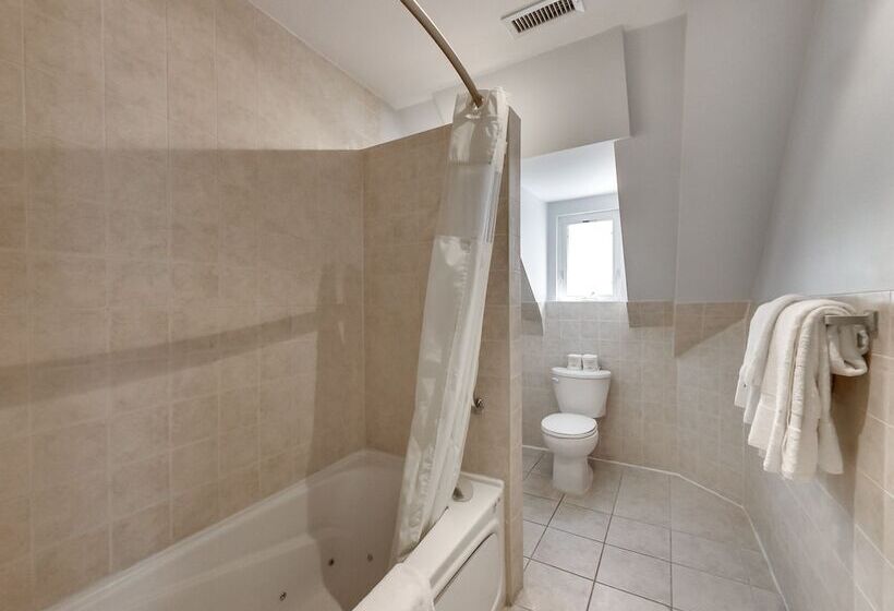 디럭스 스위트, Isabella Hotel And Suites