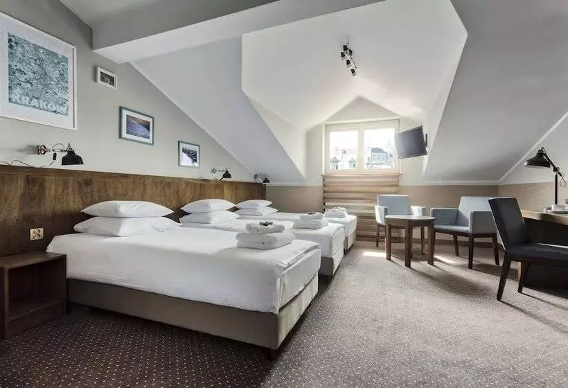 اتاق کلاسیک سه تخته, Daniel Griffin Aparthotel By Artery Hotels
