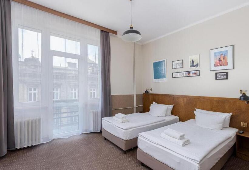 Номер Классический Вид на Город, Daniel Griffin Aparthotel By Artery Hotels