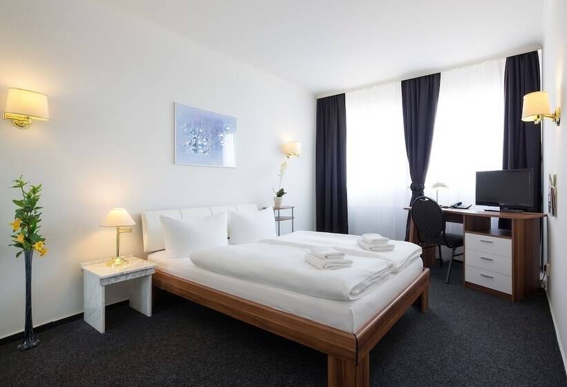 اتاق استاندارد یک نفره, Berliner Bär