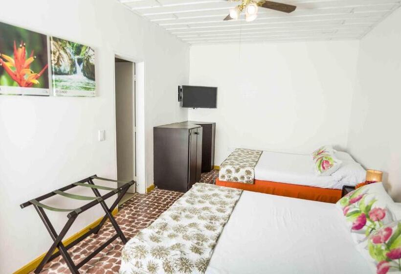 4인용 스탠다드 룸, Campestre La Floresta