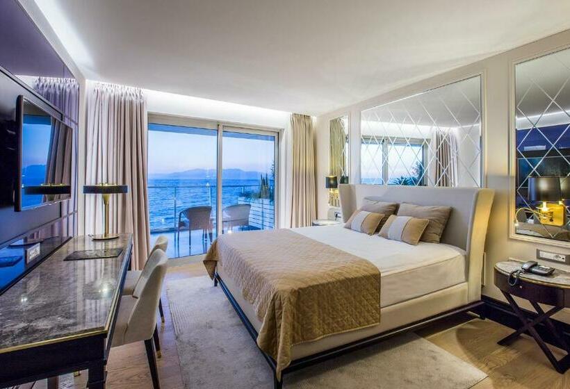 Номер Superior, Charisma De Luxe