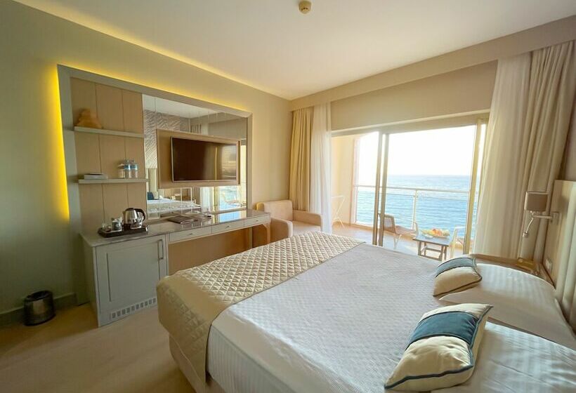 Номер Superior, Charisma De Luxe