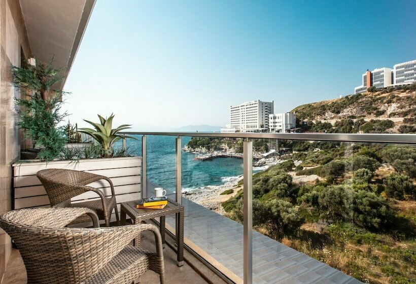 Номер Superior, Charisma De Luxe