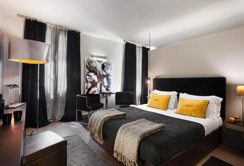 Suite, Charming House Dd724