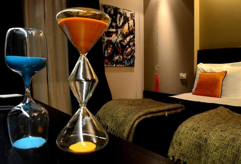 Suite, Charming House Dd724