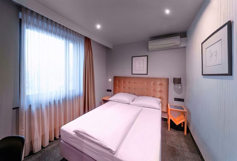 חדר סטנדרט יחיד, Cult Frankfurt City