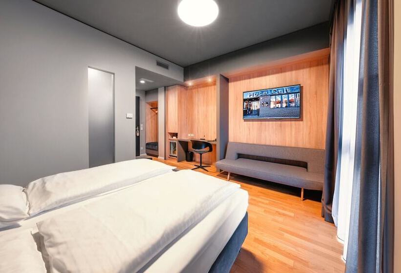 חדר קומפורט, Cult Frankfurt City