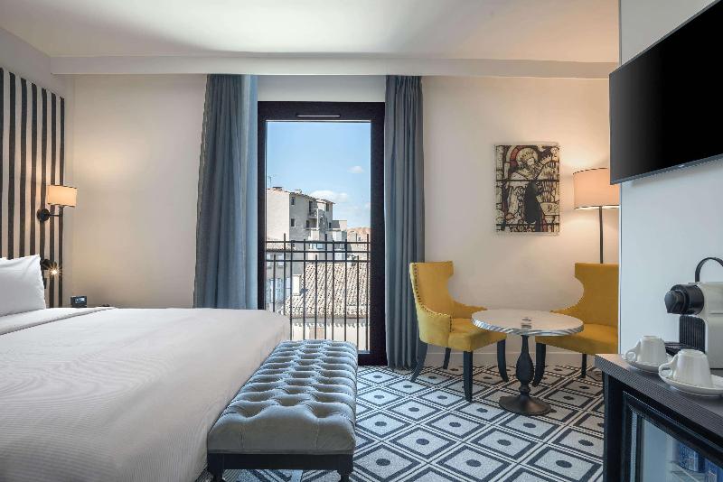 חדר סטנדרט, Cult Frankfurt City