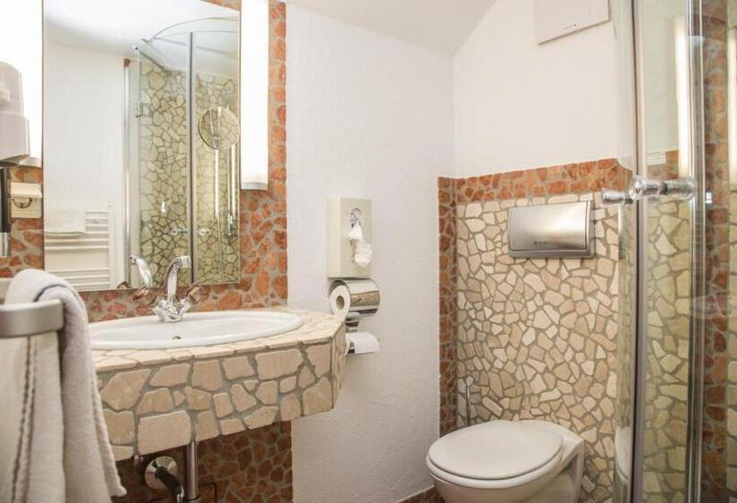 اتاق راحتی یک تخته, Heide Residenz