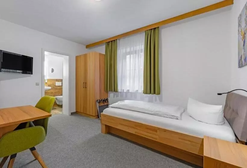اتاق استاندارد یک نفره, Landhotel Gabriele