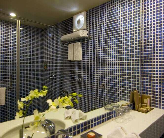 Номер Deluxe, Mapple Express