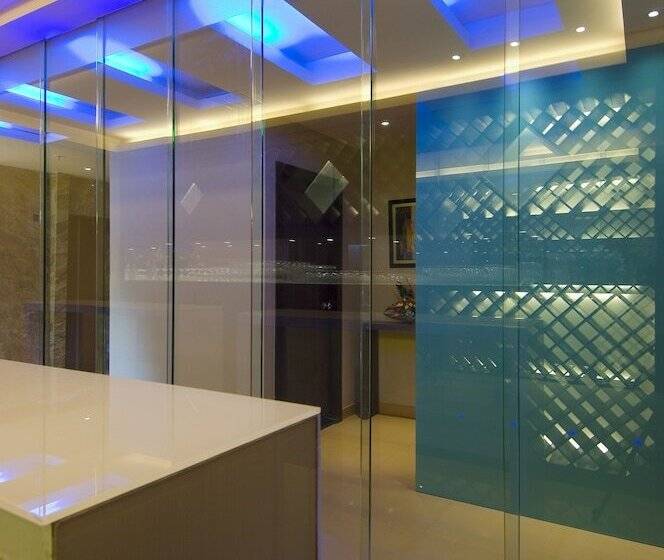 Номер Deluxe, Mapple Express