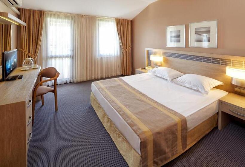 سوییت, Pam Thermal Hotel Clinic & Spa