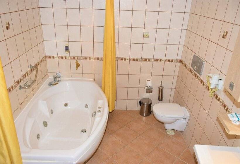 Люкс, Pam Thermal Hotel Clinic & Spa