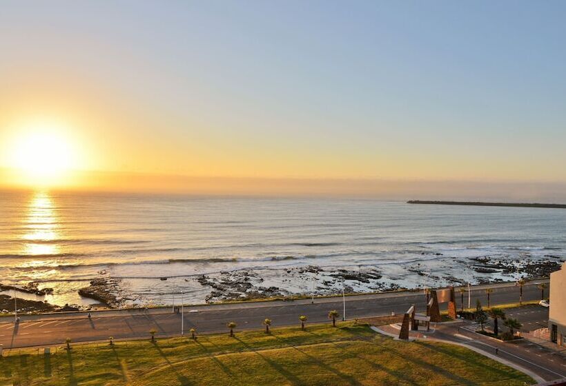 수피리어 스위트, Premier Hotel Regent