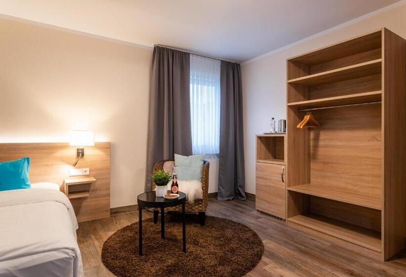 Quarto Economy Individual, Princess Self Check In