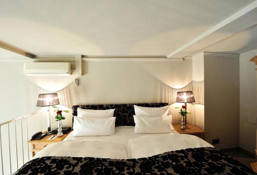 Люкс Дюплекс, Stage 47