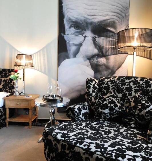 Номер Deluxe, Stage 47