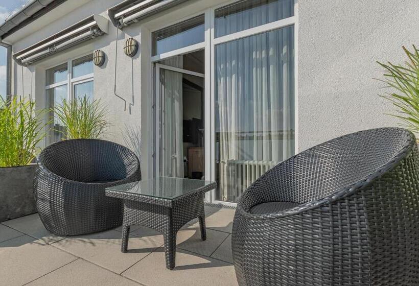 Номер Superior Одноместный, Stage 47