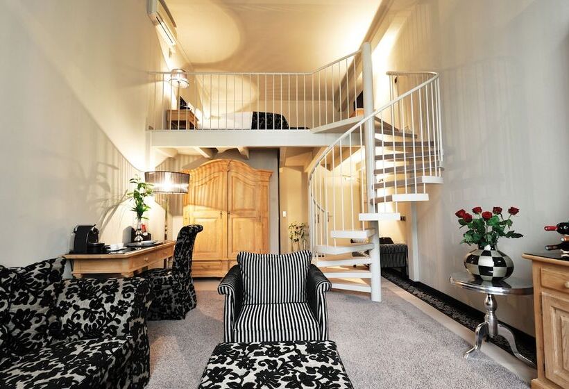 Полулюкс, Stage 47