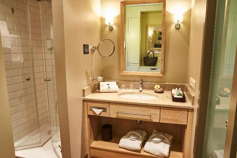 اتاق لوکس, Strandhotel Zingst