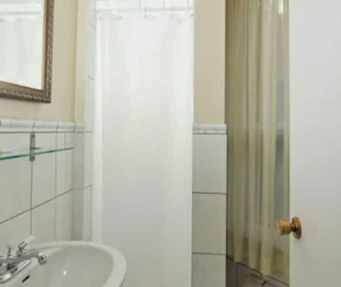 חדר סטנדרט, Victoria's Mansion Guest House