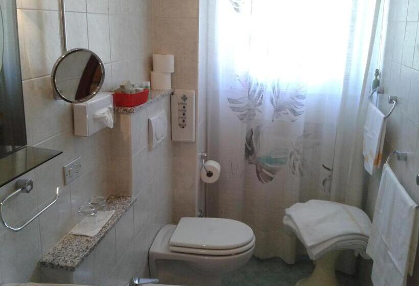 اتاق کلاسیک, Garden Hotel Tabiano
