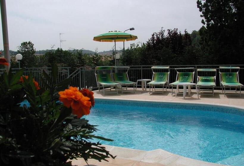 اتاق استاندارد سه تخته با بالکن, Garden Hotel Tabiano