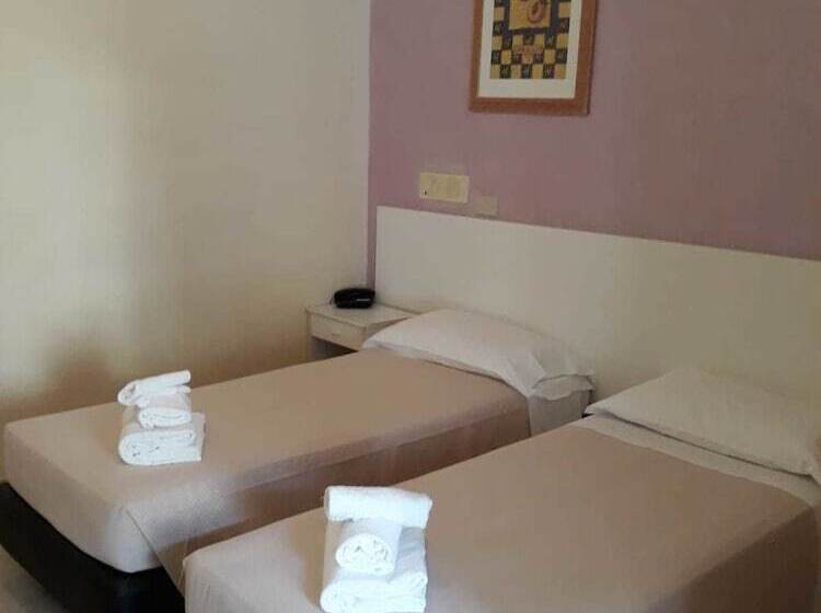 اتاق استاندارد, Atrium