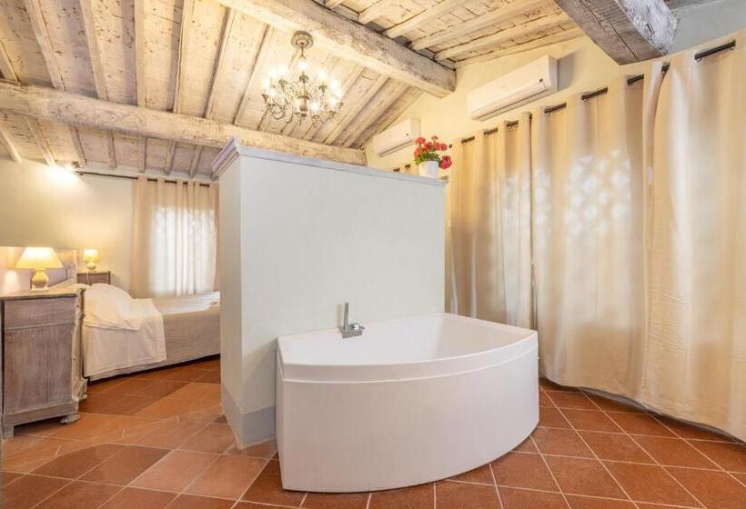 סוויטה, Borgo Casa Al Vento