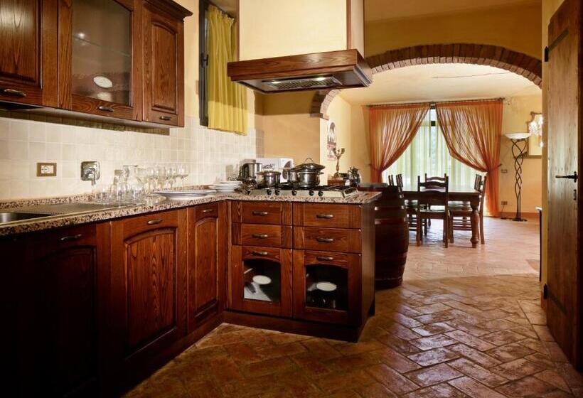 וילה עם חדר שינה אחד ובריכת שחיה, Borgo Casa Al Vento